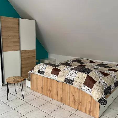 Modernes Naehe Frankfurt Niederdorfelden